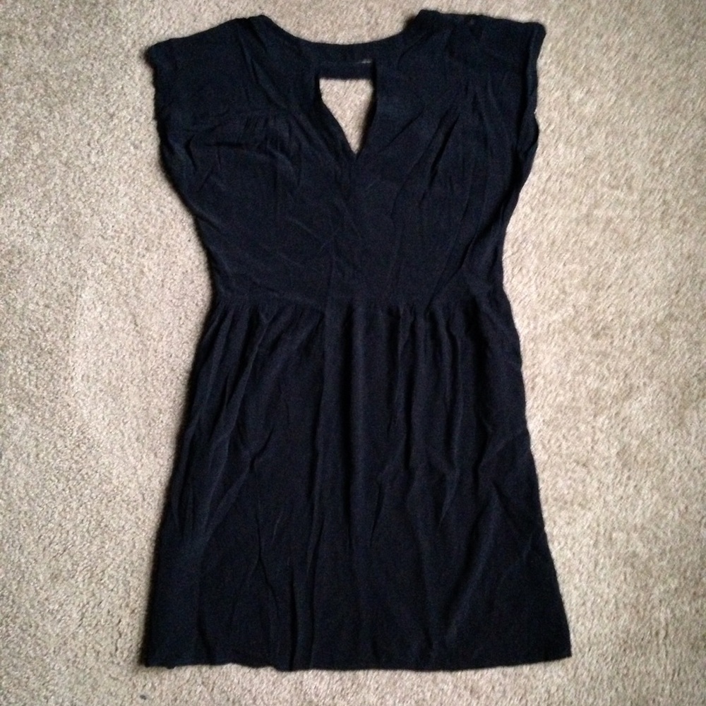 Beautiful No. 6 Store  Sleeveless Black Dress Sz 2